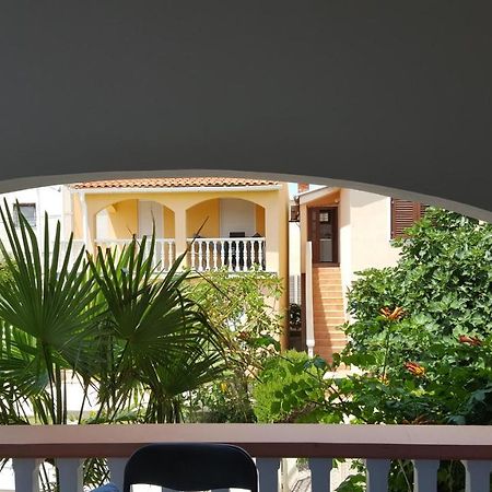 Apartments Kore วีร์ ภายนอก รูปภาพ