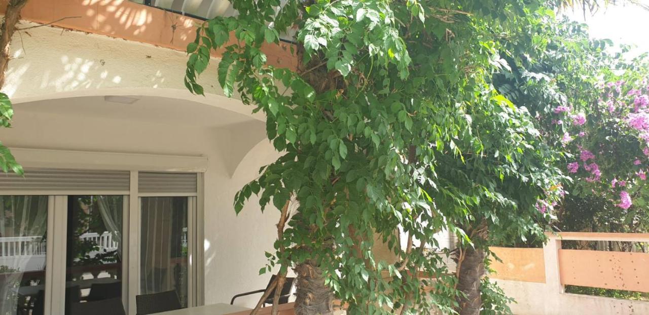 Apartments Kore วีร์ ภายนอก รูปภาพ