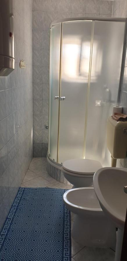 Apartments Kore วีร์ ภายนอก รูปภาพ